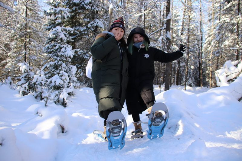 ALGONQUIN PARK SNOWSHOEING