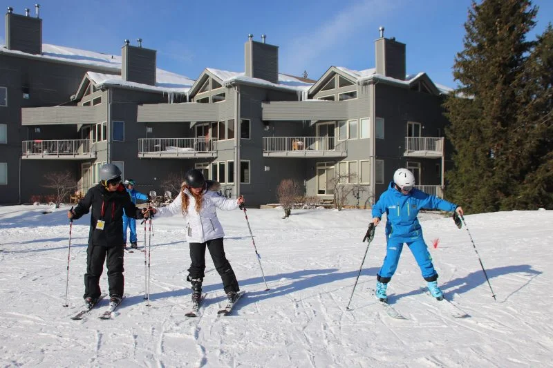 BLUE MOUNTAIN SHUTTLE BUS
